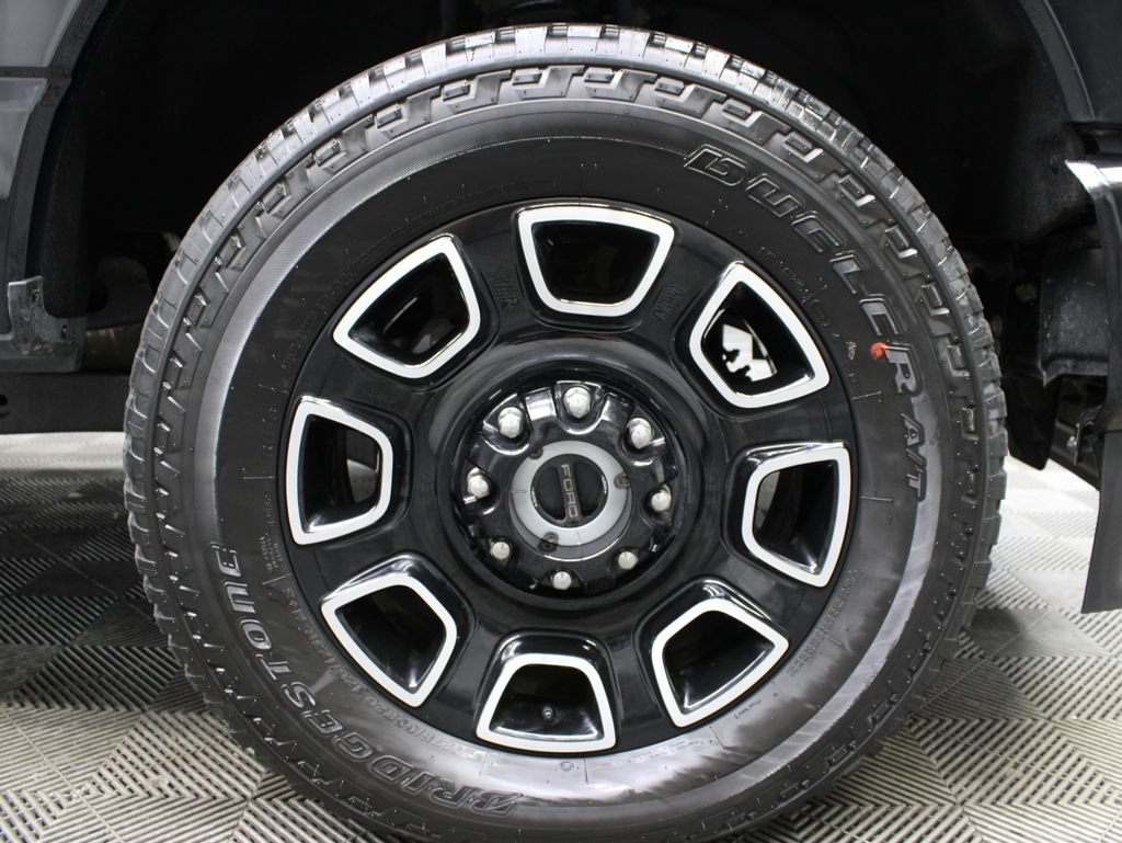 Used 2026 Ford F250 Platinum AWD/4WD image 13