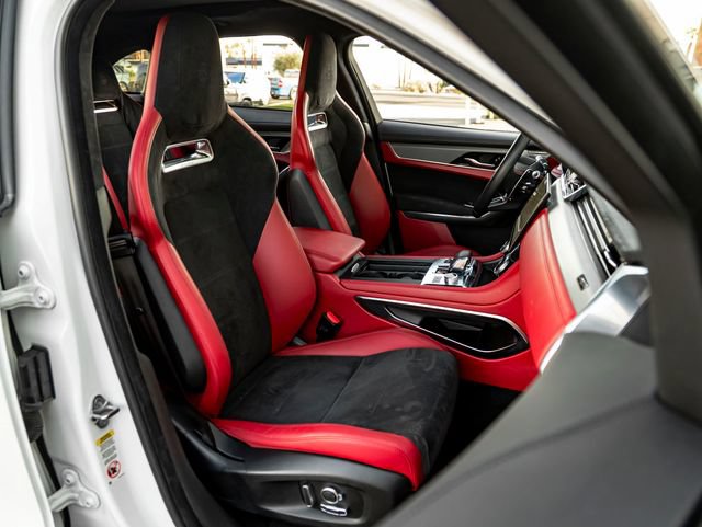 Used 2022 Jaguar F-PACE SVR AWD/4WD image 39