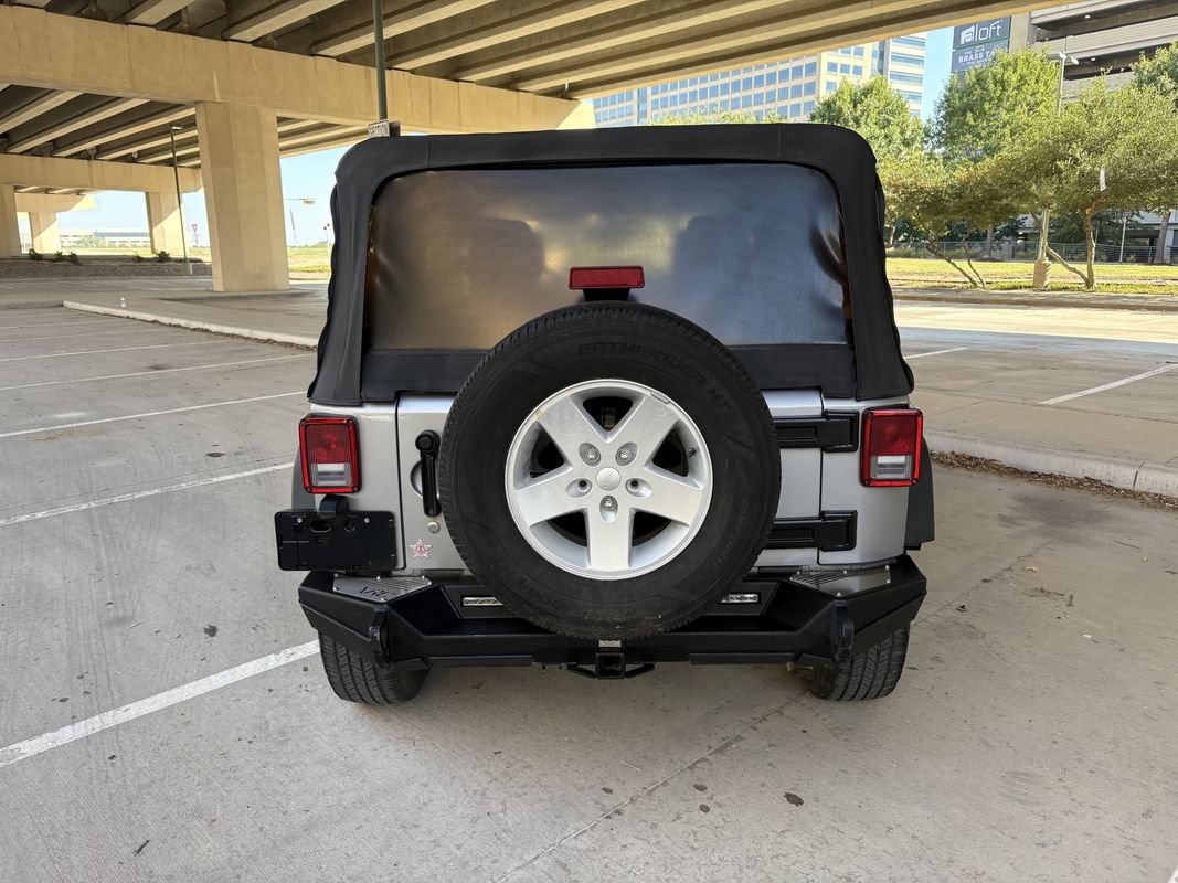 Used 2016 Jeep Wrangler Unlimited Sport w/ Quick Order Package 23S AWD/4WD image 7