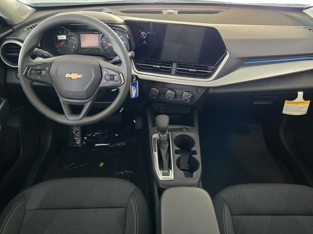 New 2026 Chevrolet Trax LS w/ LS Convenience Package FWD image 15