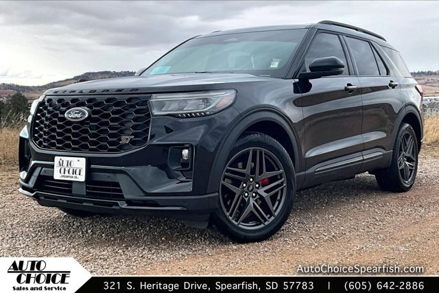 Used 2025 Ford Explorer ST image 1