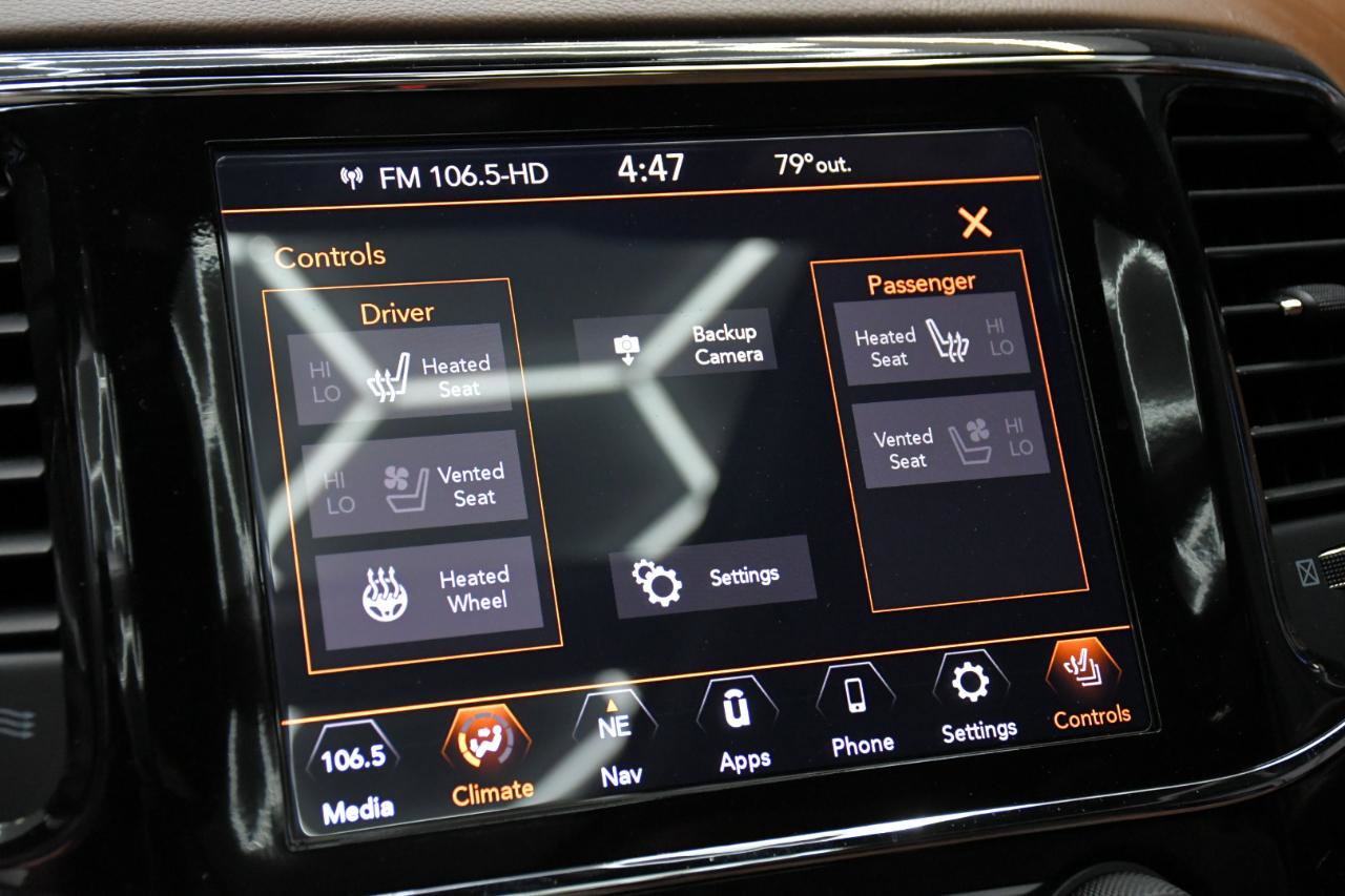 Used 2021 Jeep Grand Cherokee Overland AWD/4WD image 40