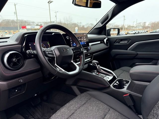 Used 2023 Chevrolet Colorado Z71 w/ Z71 Convenience Package 2 image 15