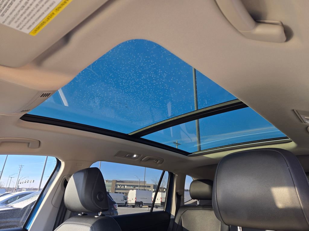 Used 2019 Volkswagen Tiguan SE image 22