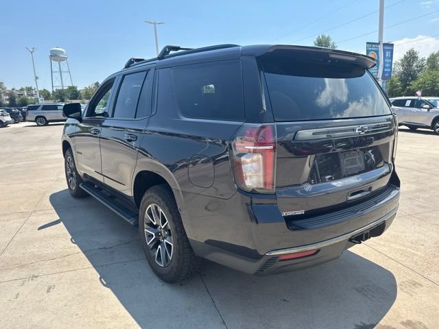 Used 2022 Chevrolet Tahoe Z71 w/ Luxury Package AWD/4WD image 7