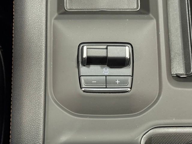Used 2025 GMC Sierra 2500 AT4 w/ AT4 Premium Plus Package image 31