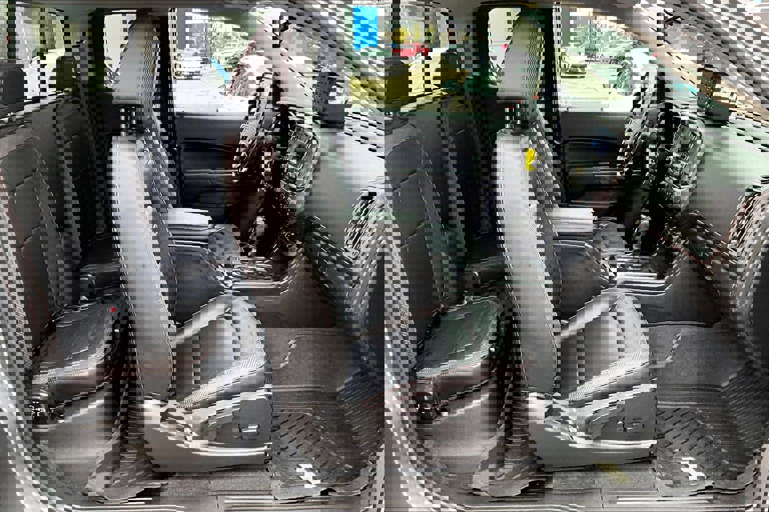 Used 2019 GMC Canyon All Terrain w/ Trailering Package image 7