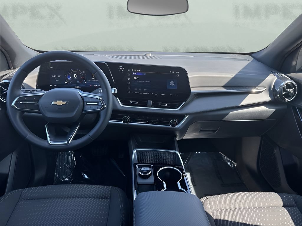 Used 2026 Chevrolet Equinox LT FWD image 11