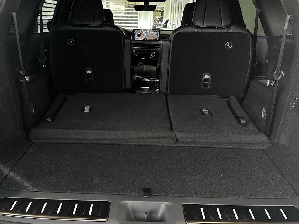 New 2026 INFINITI QX60 Sport image 12