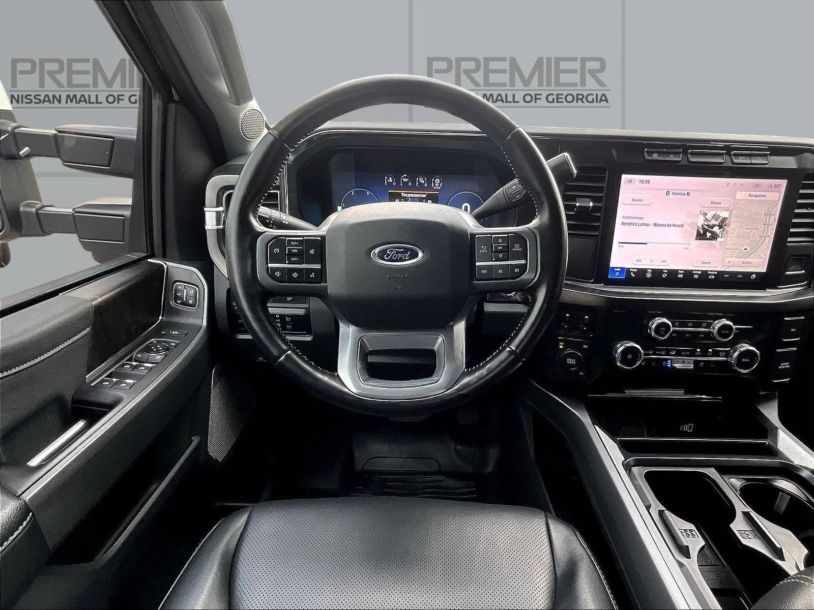Used 2023 Ford F350 Lariat AWD/4WD image 11