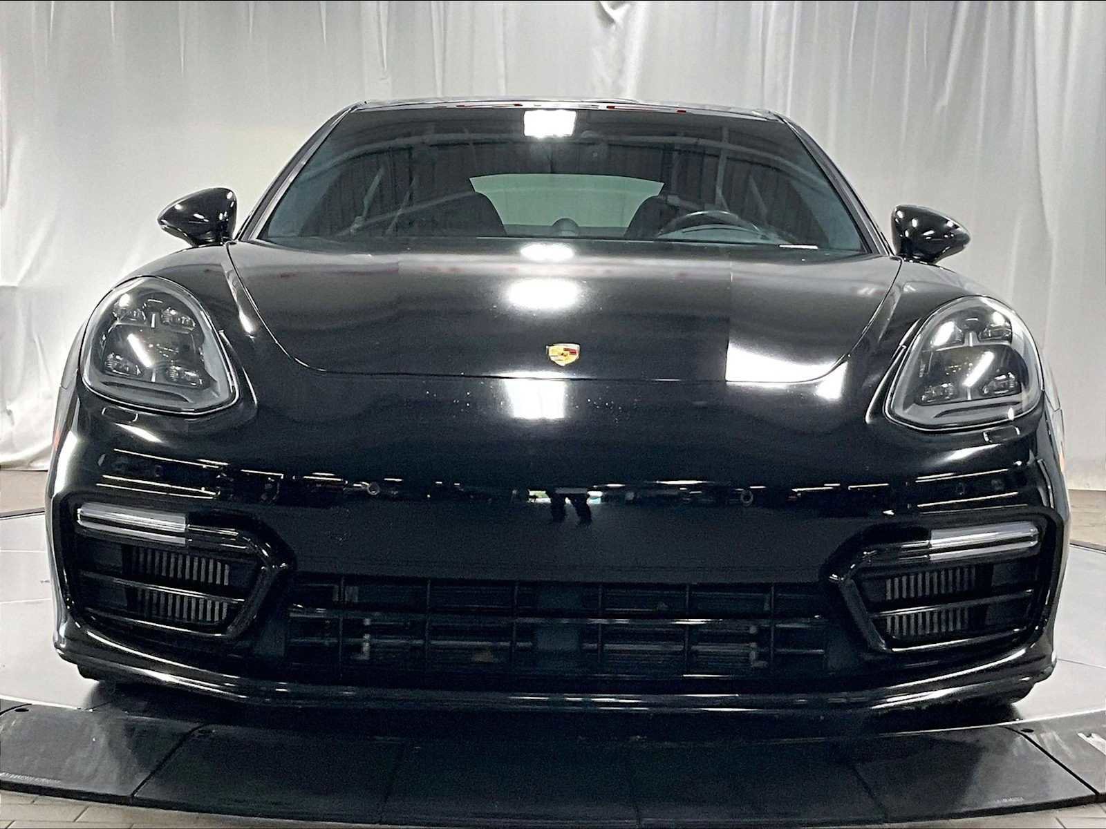 Used 2019 Porsche Panamera GTS image 12