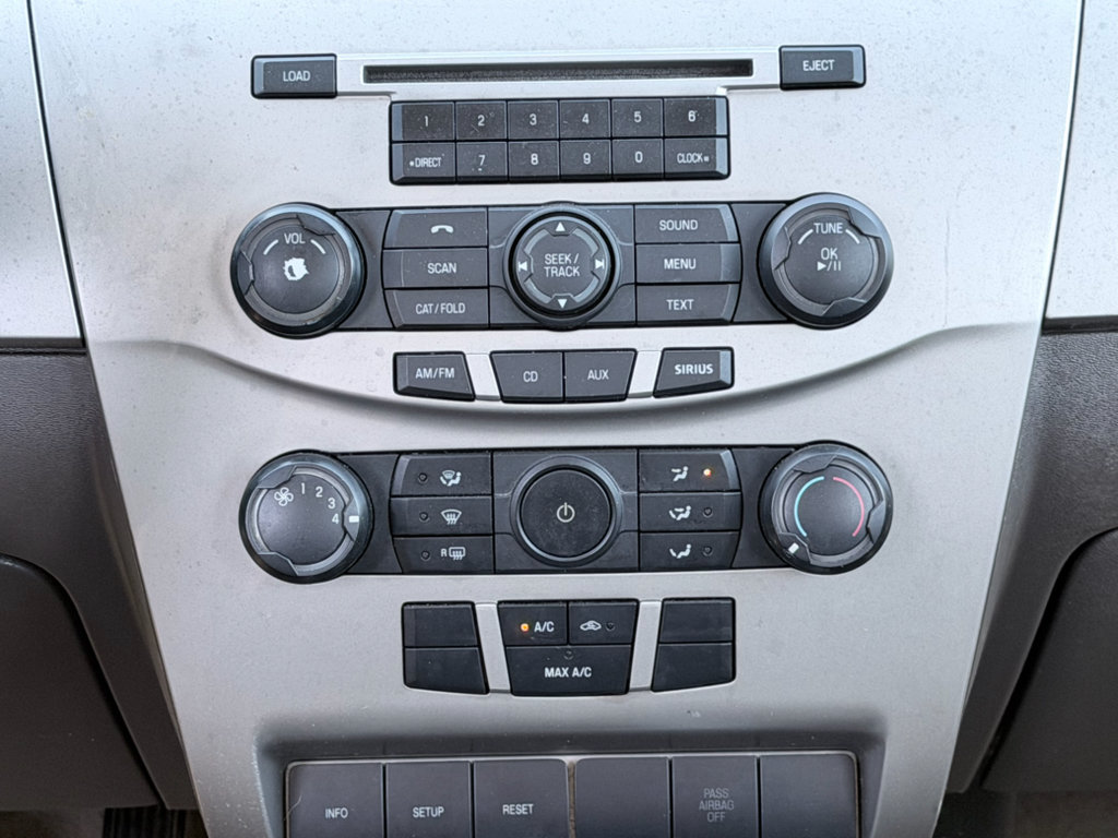 Used 2008 Ford Focus Sedan FWD image 13