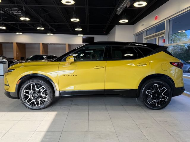 Used 2023 Chevrolet Blazer RS w/ Driver Confidence II Package AWD/4WD image 7