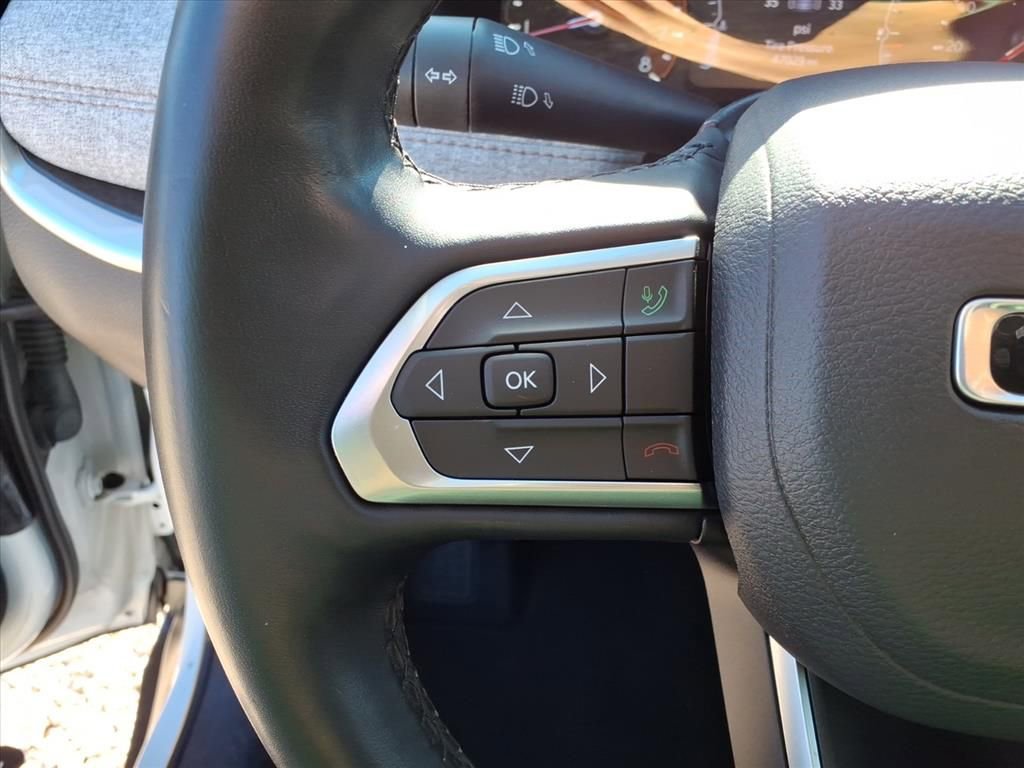 Used 2022 Jeep Compass Latitude image 26