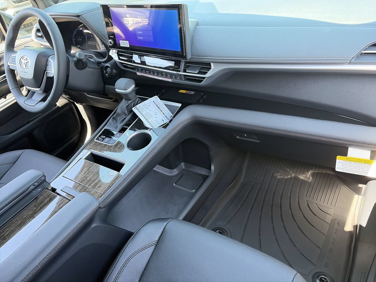 New 2026 Toyota Sienna Limited FWD image 23