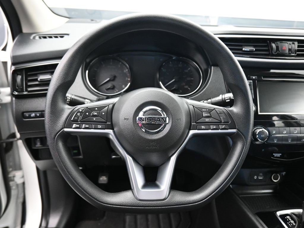 Used 2022 Nissan Rogue Sport S image 14