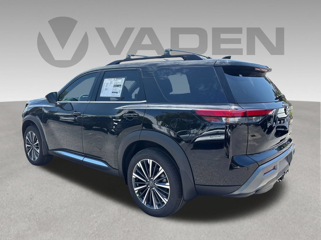 New 2026 Nissan Pathfinder Platinum FWD image 22