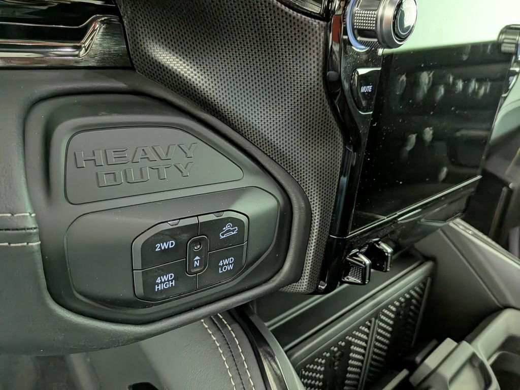 New 2026 RAM 2500 Limited AWD/4WD image 20