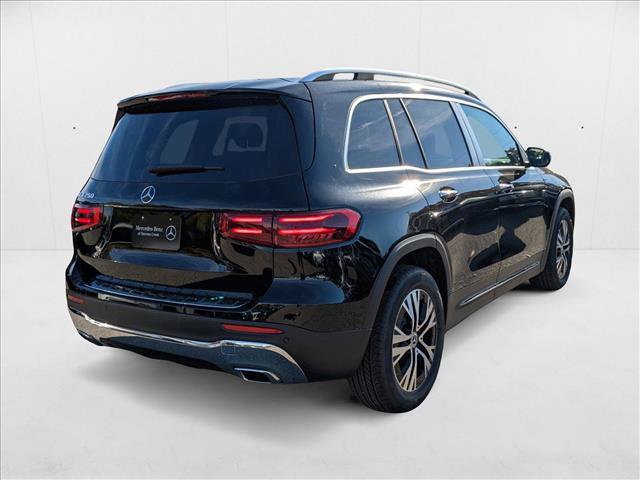 New 2025 Mercedes-Benz GLB 250 image 2