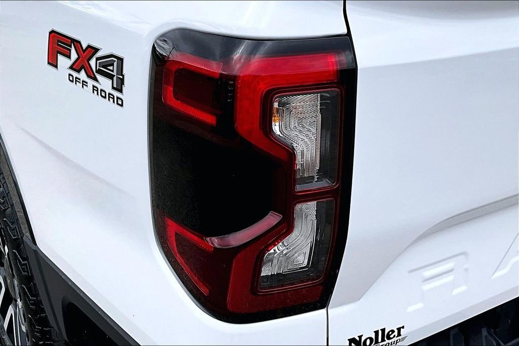 Certified 2024 Ford Ranger Lariat w/ FX4 Off-Road Package image 31