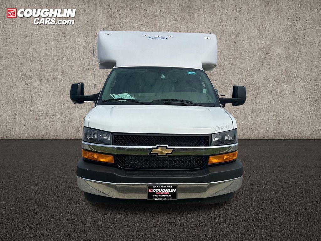 New 2026 Chevrolet Express 4500 w/ Power Convenience Package image 14
