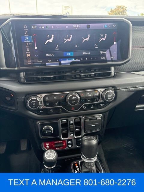 Used 2025 Jeep Gladiator Rubicon AWD/4WD image 21