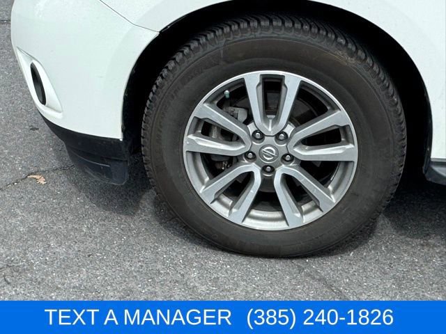 Used 2016 Nissan Pathfinder S image 10