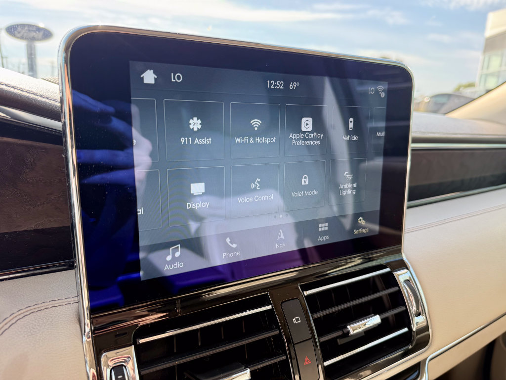 Used 2019 Lincoln Navigator Reserve AWD/4WD image 29