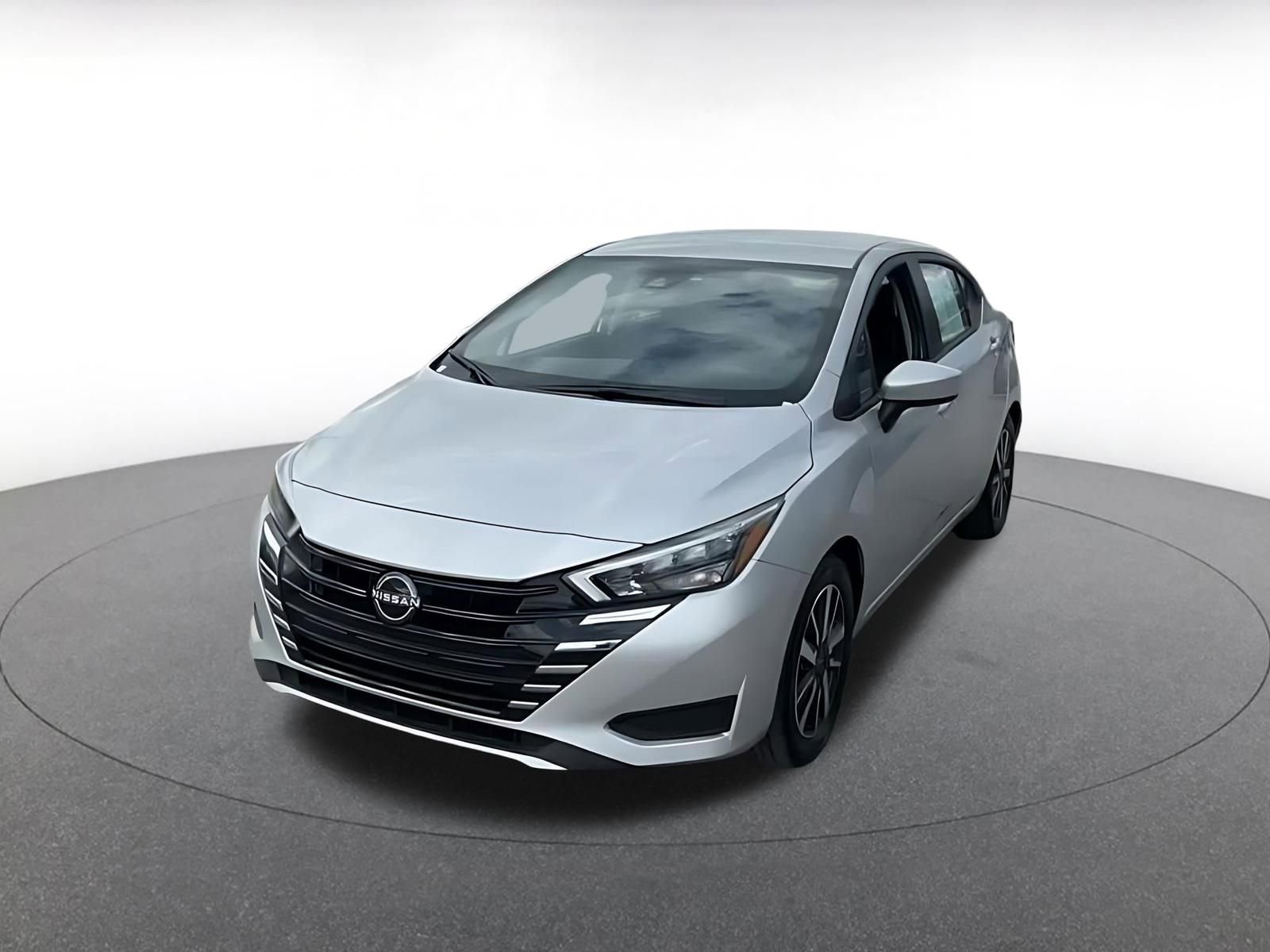 Used 2025 Nissan Versa SV FWD image 7
