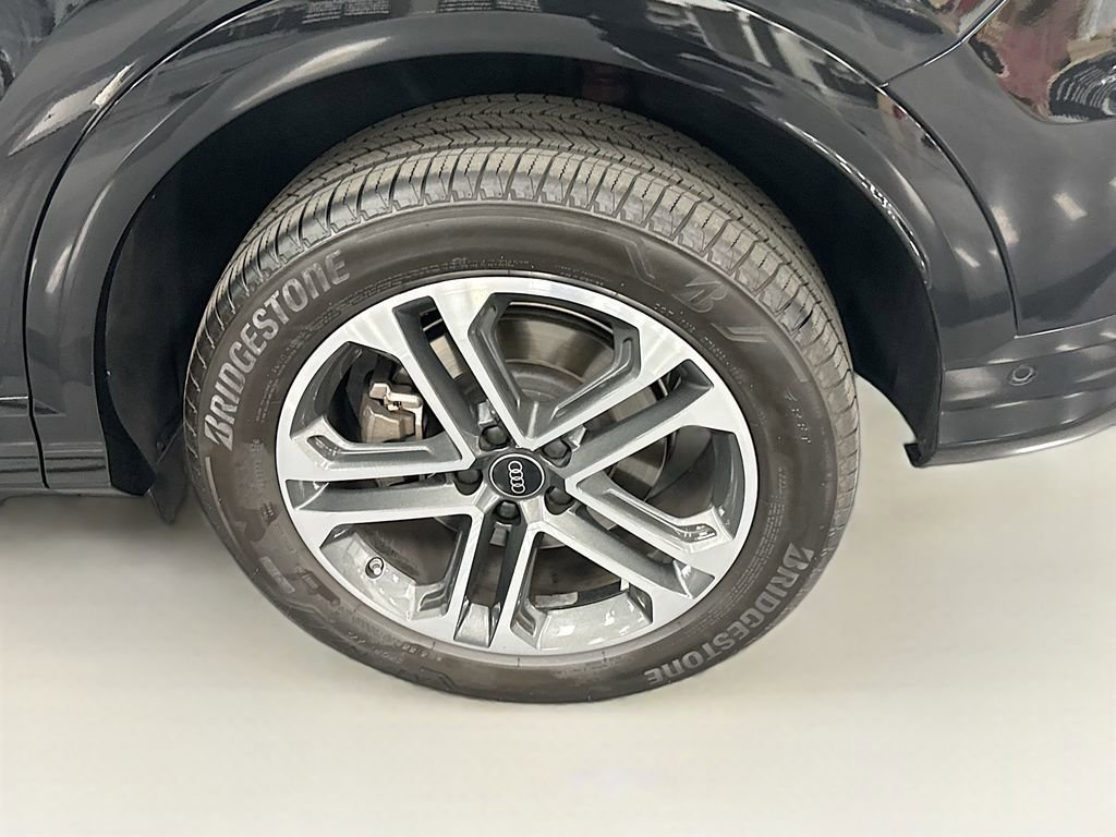 Certified 2025 Audi Q5 Premium Plus w/ Premium Plus image 30