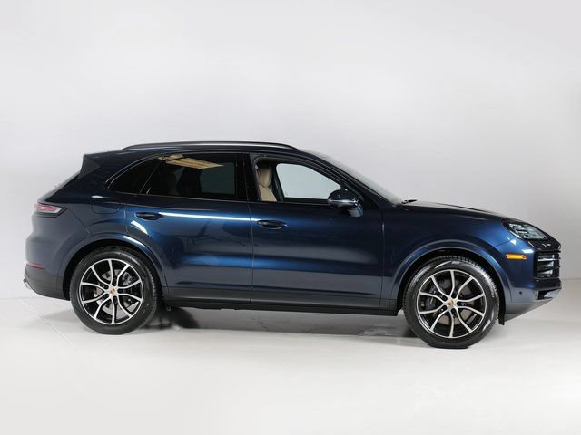 New 2026 Porsche Cayenne AWD/4WD image 8
