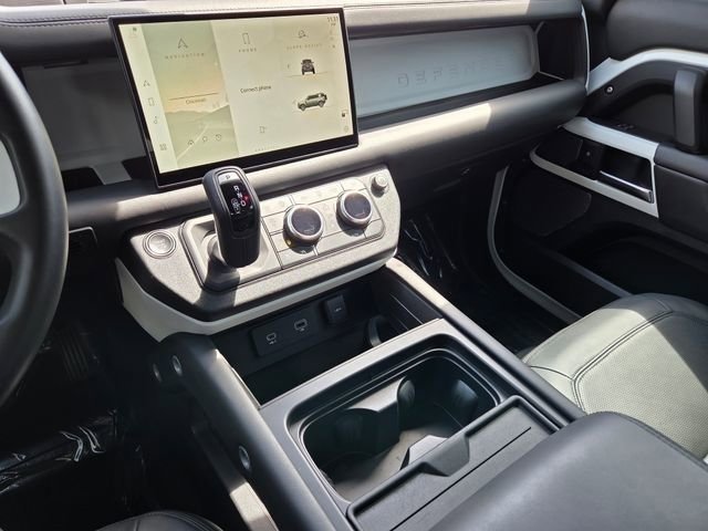 Used 2024 Land Rover Defender 110 SE AWD/4WD image 34