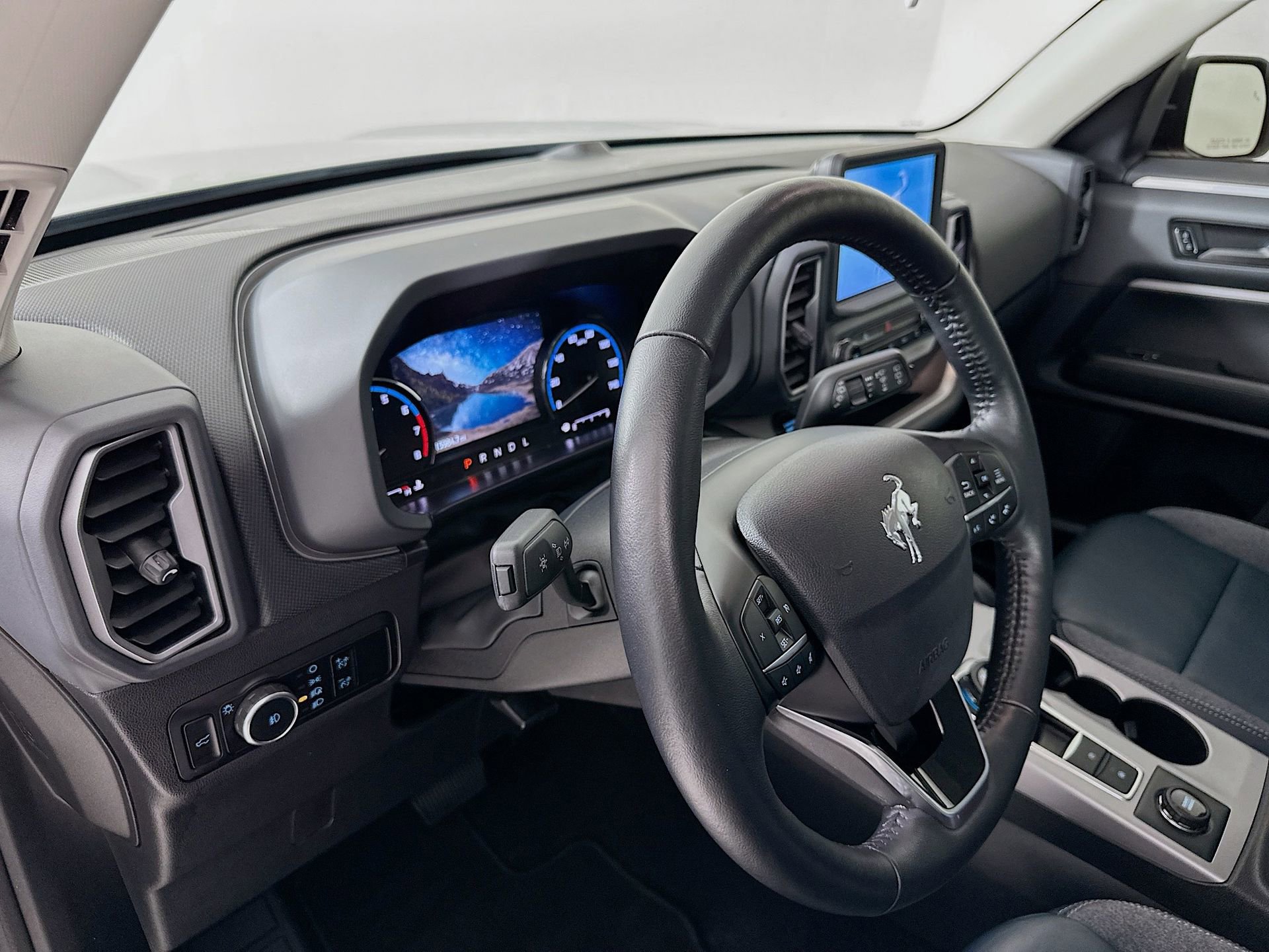 Used 2023 Ford Bronco Sport Outer Banks image 10