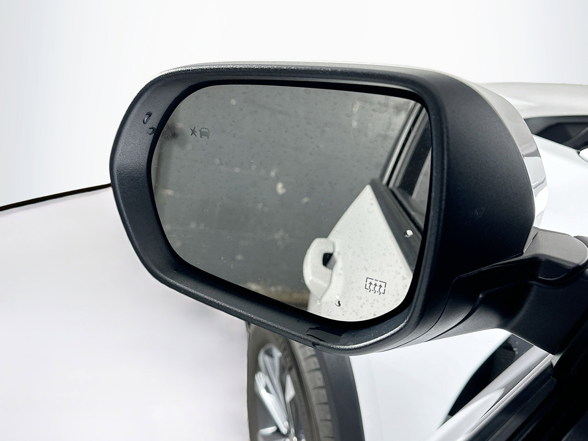 Used 2025 Chevrolet Equinox LT image 16