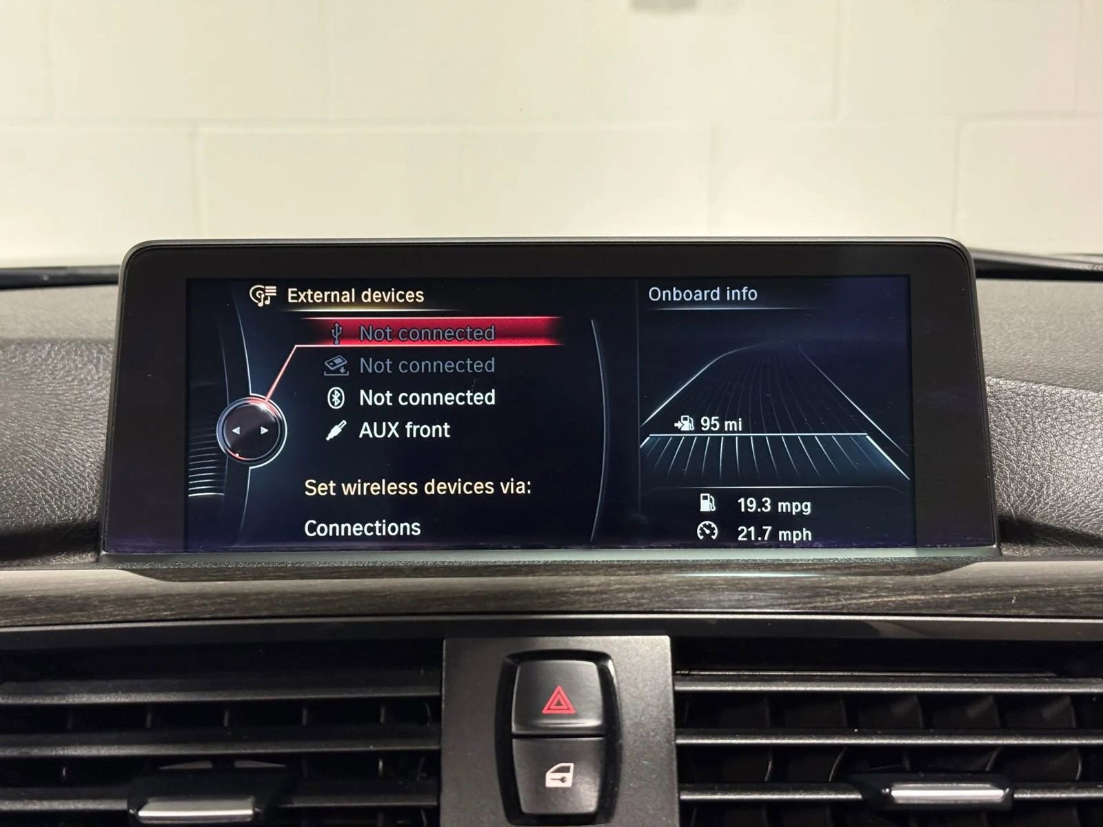 Used 2015 BMW 428i xDrive Convertible AWD/4WD image 38