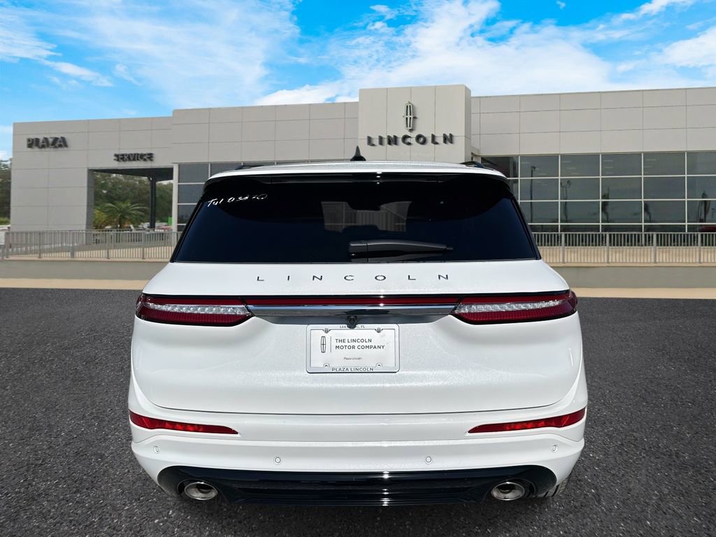 New 2026 Lincoln Corsair Premiere image 4
