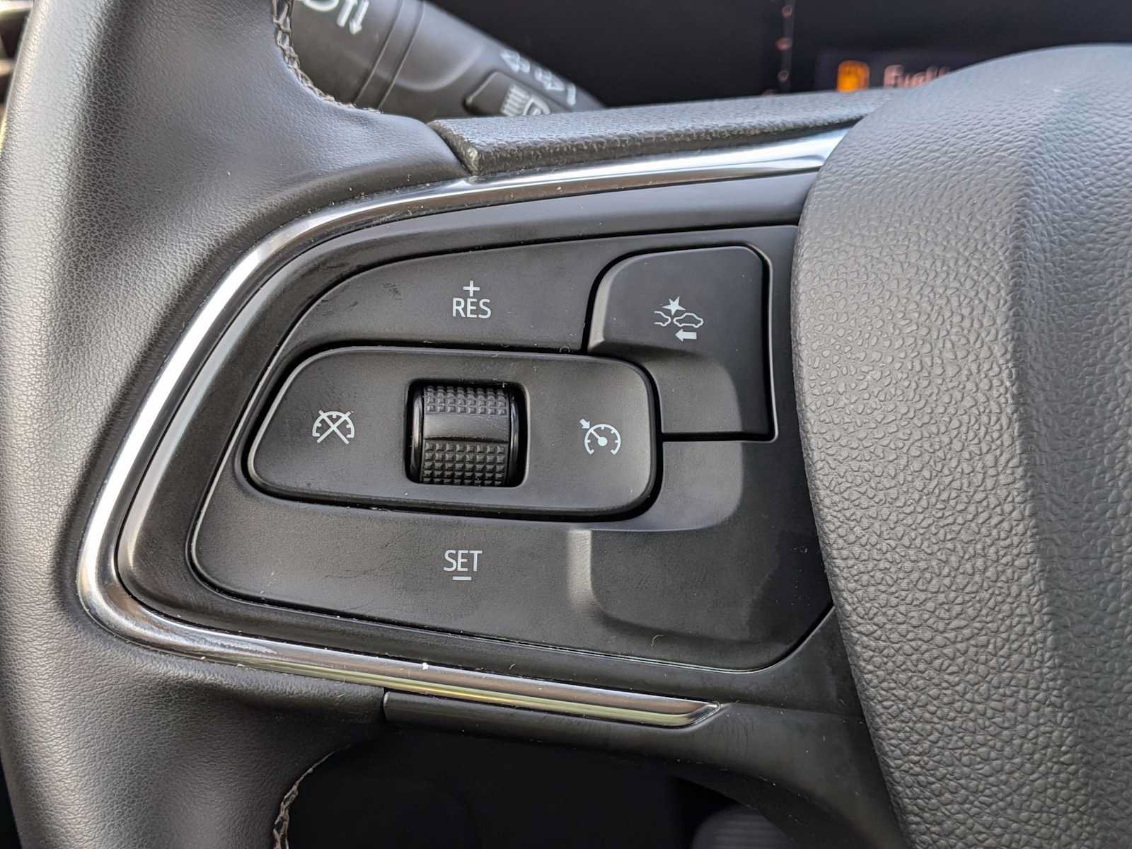 Used 2025 Buick Encore GX Preferred FWD image 22