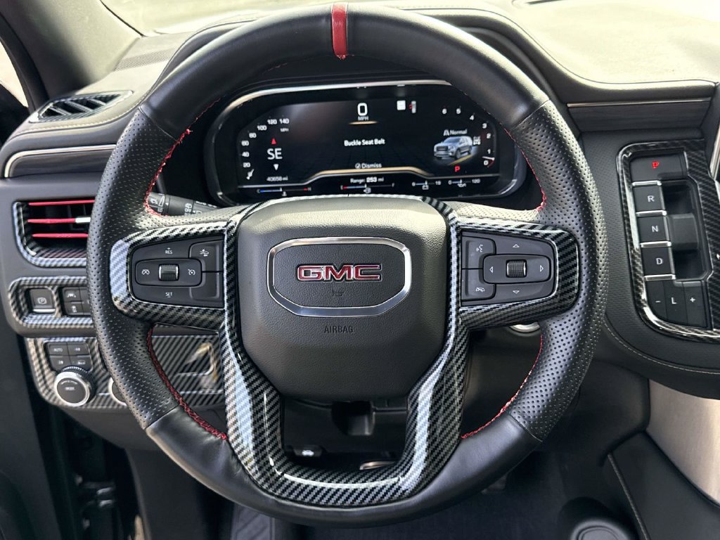 Used 2023 GMC Yukon XL SLT AWD/4WD image 31