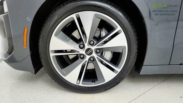 Used 2025 Audi A6 e-tron Premium Plus w/ Premium Plus RWD image 74