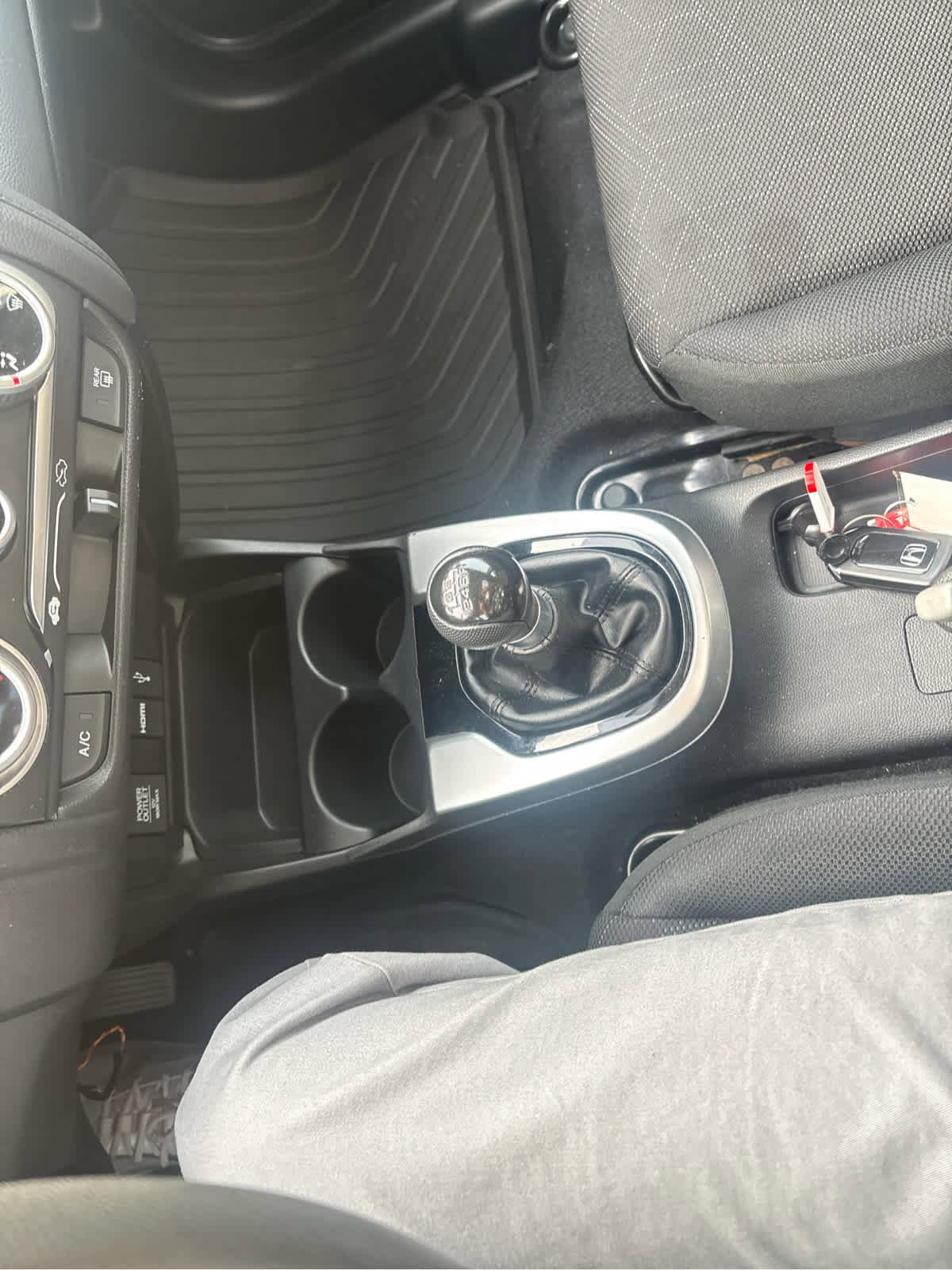 Used 2015 Honda Fit EX image 12