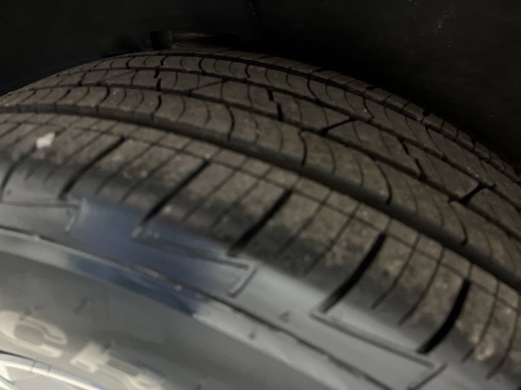 Used 2025 GMC Terrain Elevation image 41