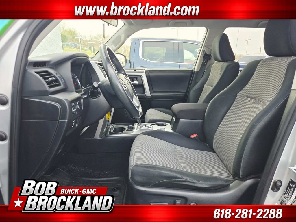 Used 2015 Toyota 4Runner SR5 image 11