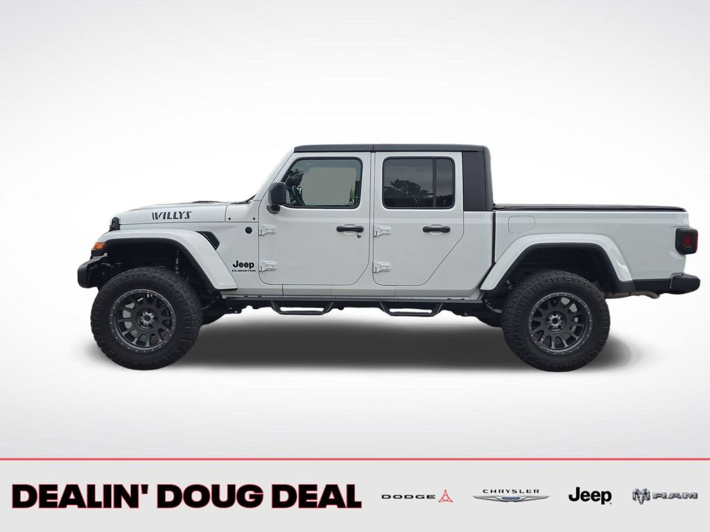 Used 2022 Jeep Gladiator Overland AWD/4WD image 3