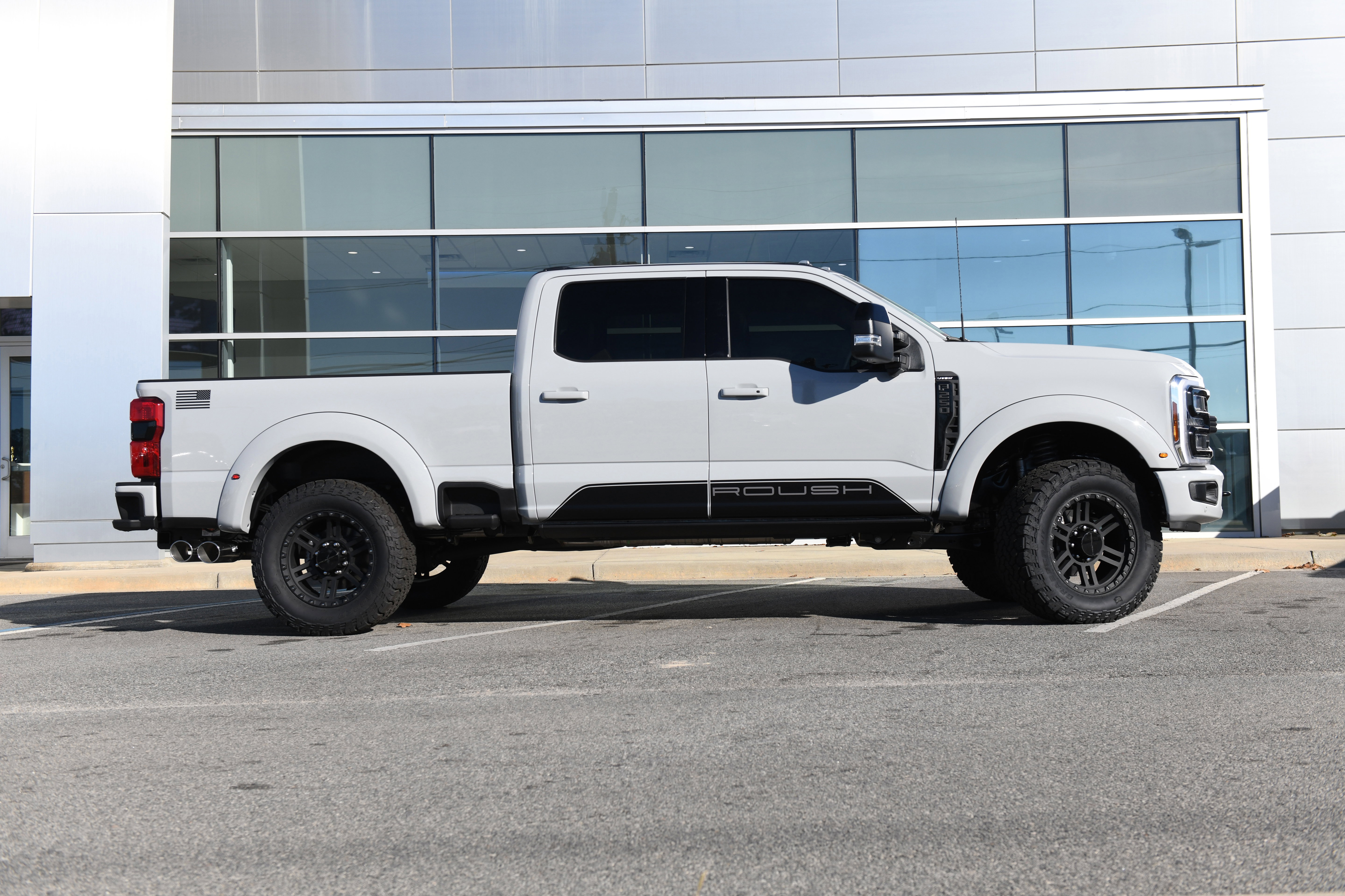 New 2026 Ford F250 Lariat w/ Black Appearance Package image 2