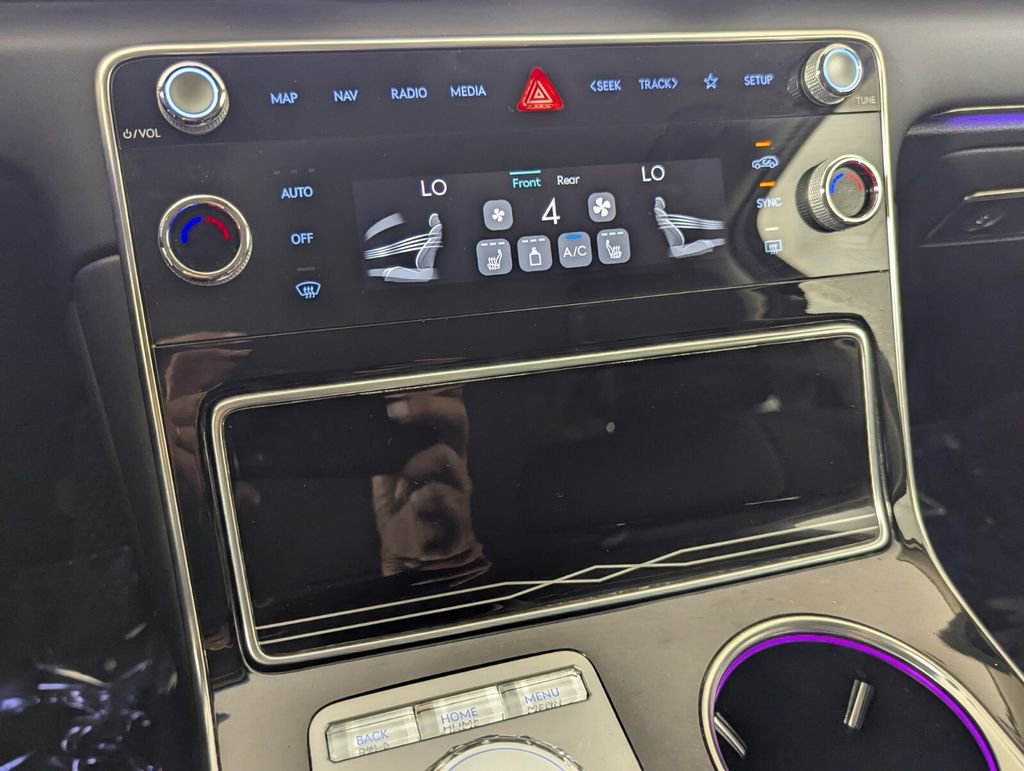 Used 2025 Genesis GV80 2.5T Standard image 21