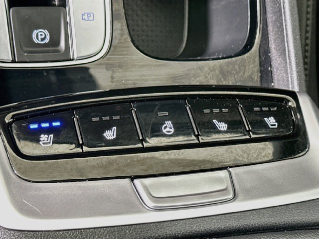 Certified 2023 Hyundai Santa Cruz Limited AWD/4WD image 26