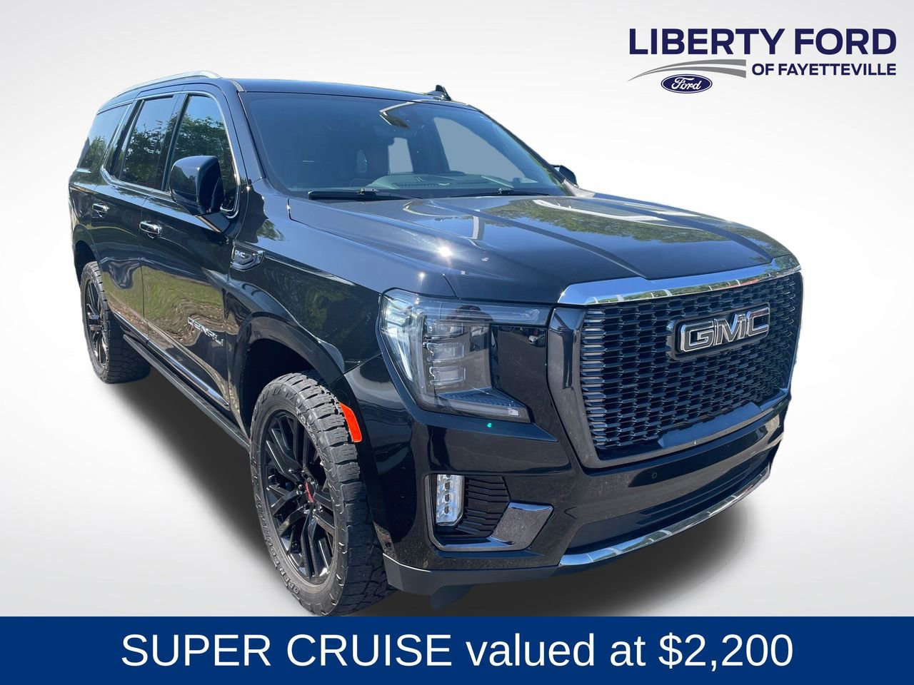 Used 2023 GMC Yukon Denali Ultimate AWD/4WD image 1