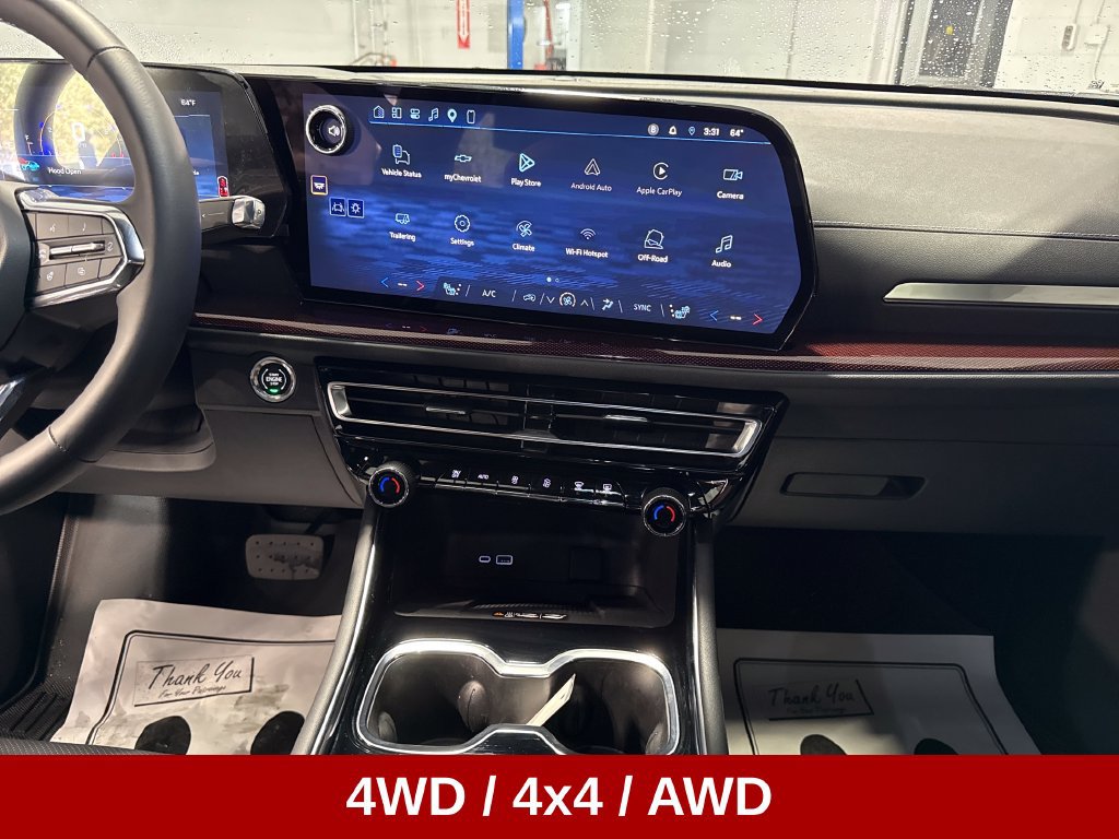 Used 2026 Chevrolet Traverse Z71 AWD/4WD image 12