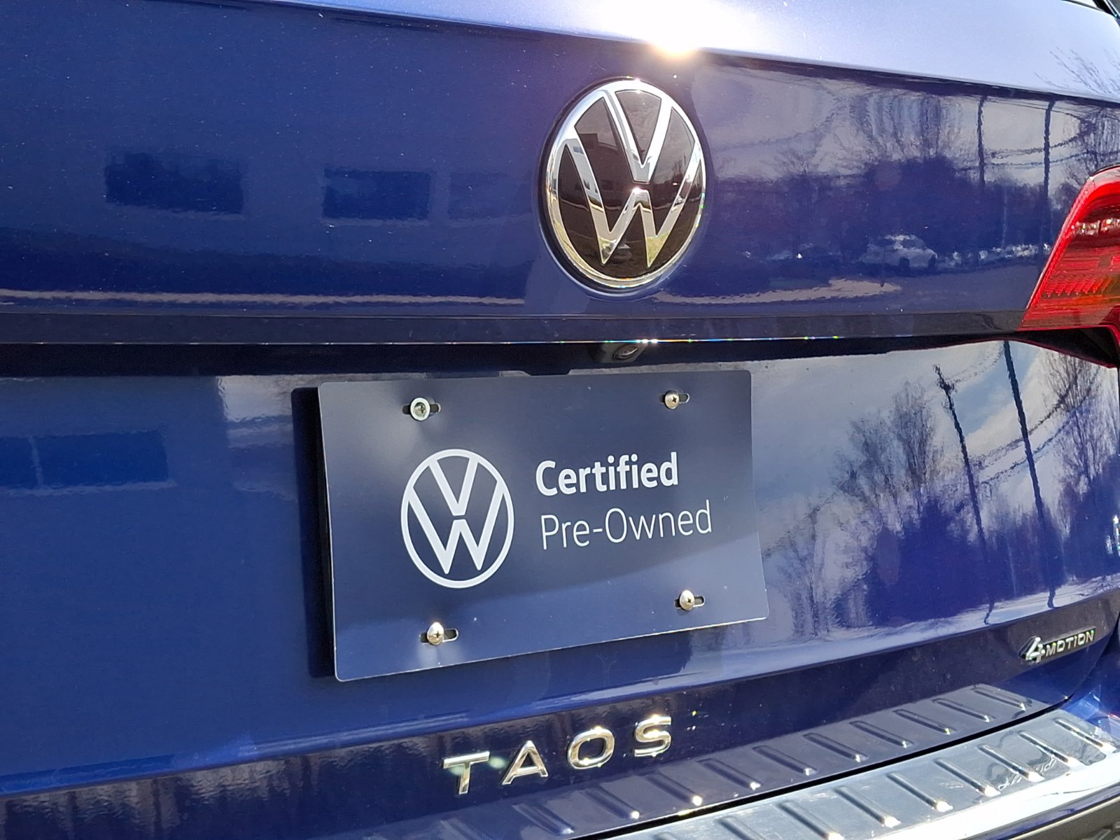 Certified 2023 Volkswagen Taos S w/ Driver Assistance Package image 31