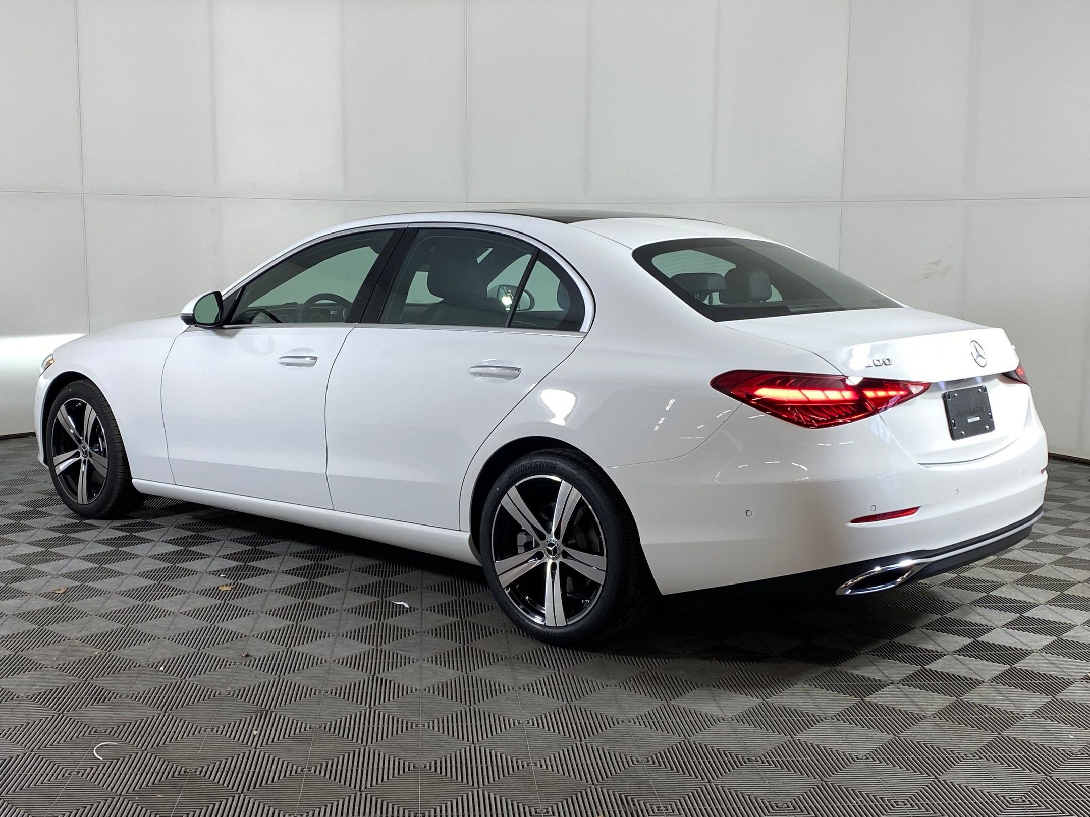 Used 2026 Mercedes-Benz C 300 4MATIC Sedan image 3